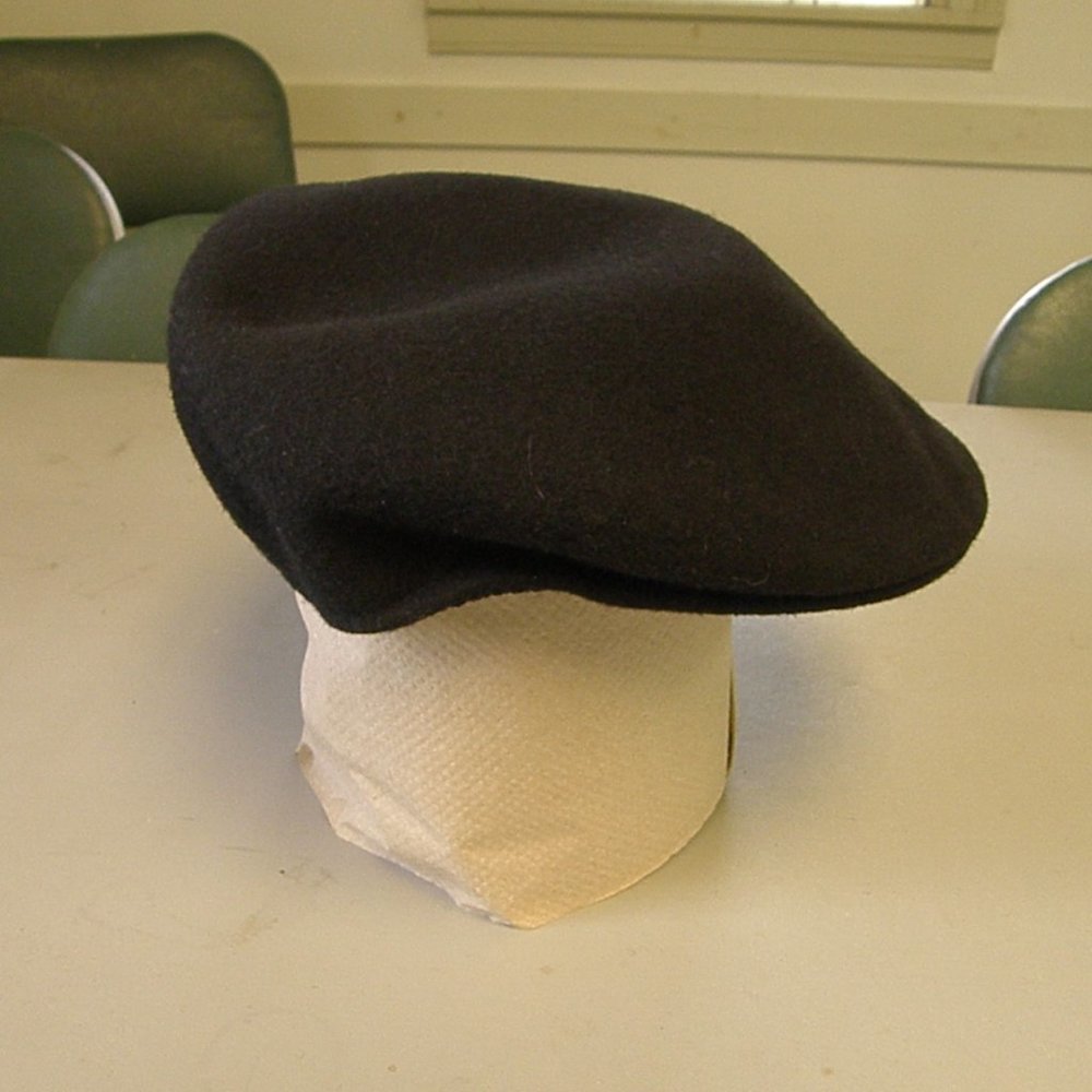 A Leader in Fashion Bollman Cabbie hat,Large,150yrs